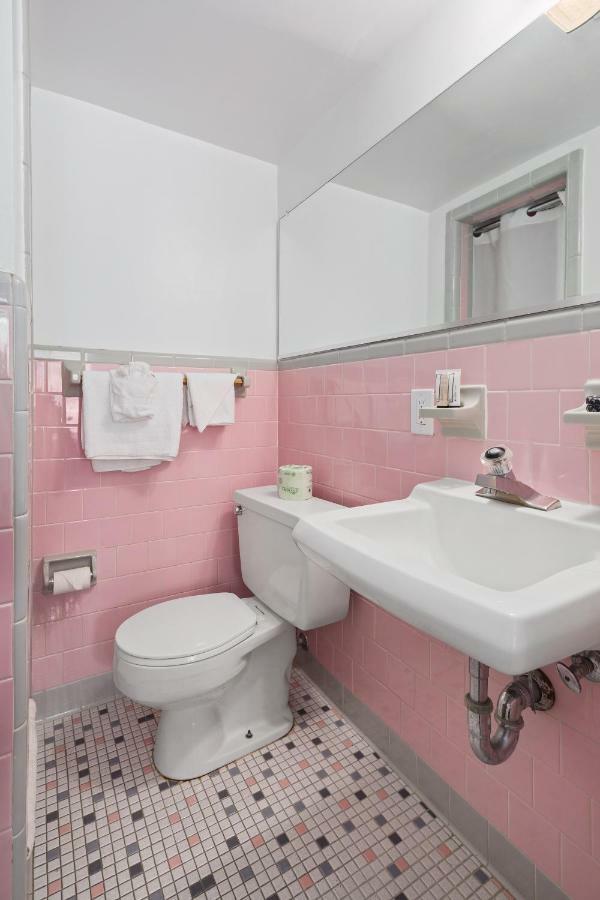 Americana Hotel Arlington Bagian luar foto